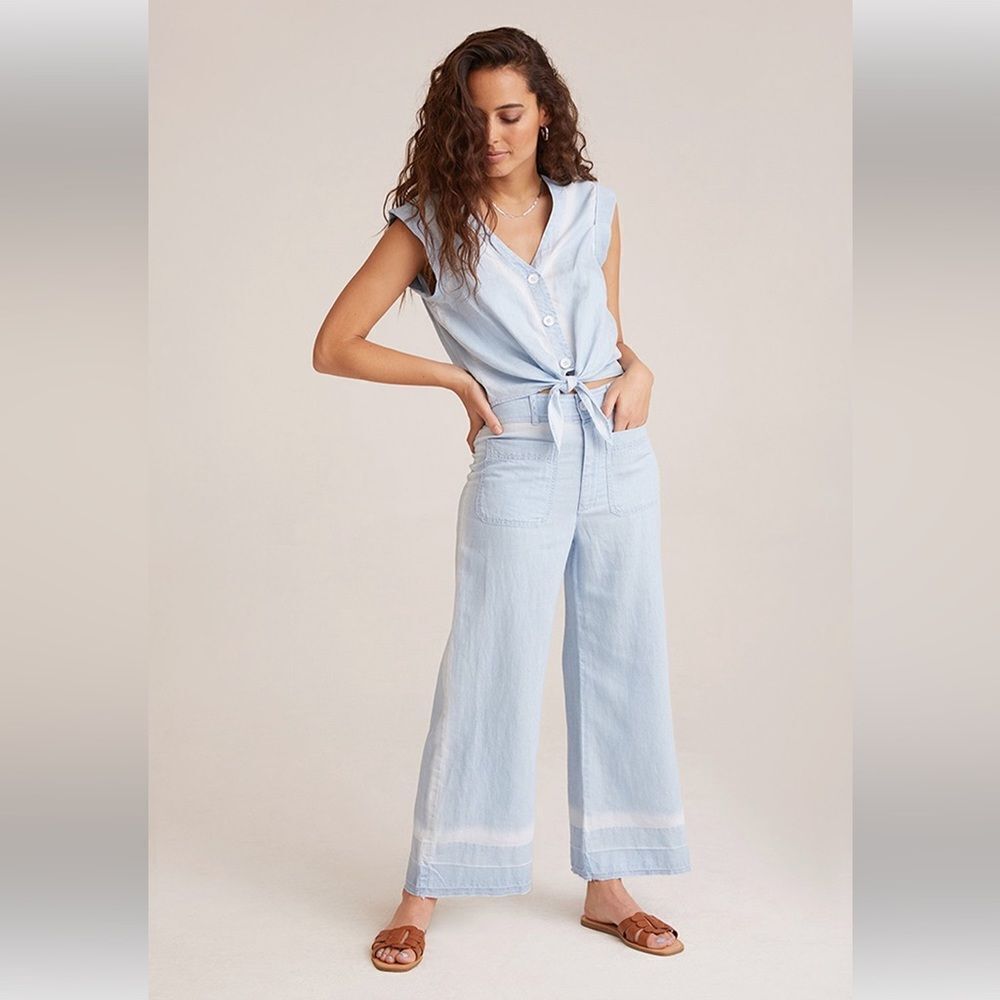 Bella Dahl Chambray Tie Front Top & Wide Leg Crop Pant in Sunseams Wash, M/30‎